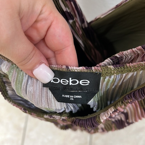 NEW bebe Camo Print Fit and Flare Dress - Picture 7 of 14